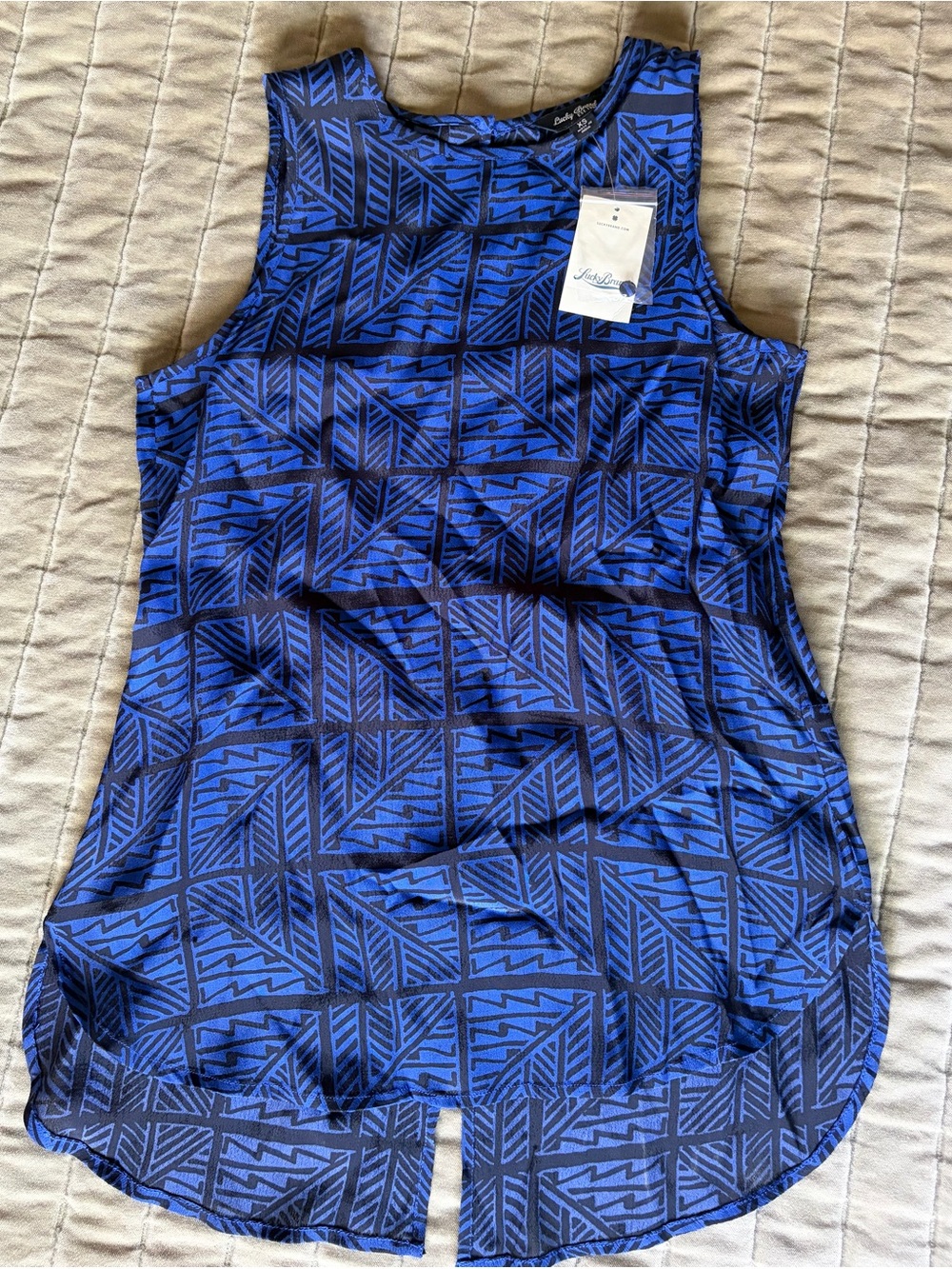 Lucky Brand Navy Blue Black Print Top Tank Shirt Unique Designed Back Sz XS NEW